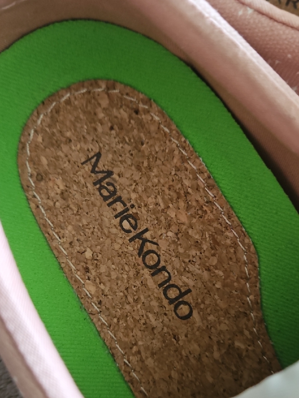 CARIUMA X Marie Kondo OCA Low Rose Canvas Sneakers Woman's 7.5, Men's 6